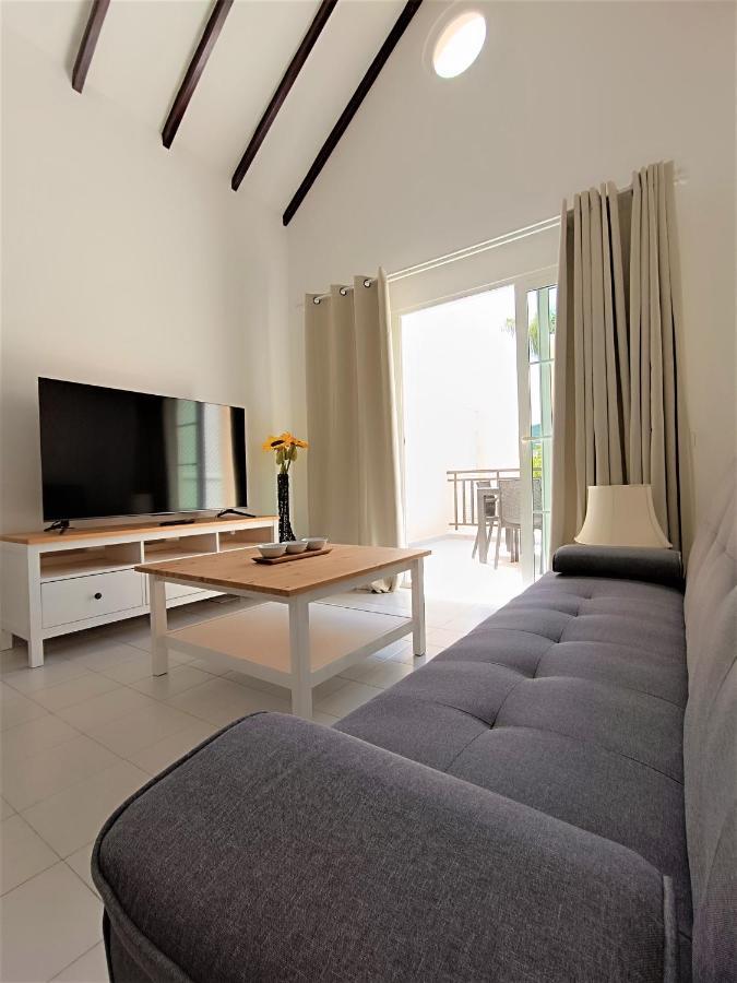 Sarah'S Apartment - Playa Fanabe Costa Adeje  Esterno foto